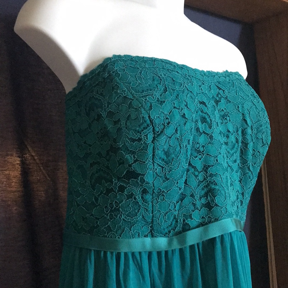 David’s Bridal Teal Strapless Lace Short Dress - Picture 4 of 10